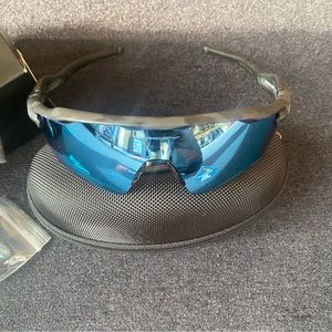 Oakley sunglasses Radar EV Path prism deep water polarized New